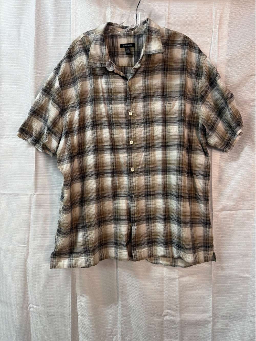 Van Heusen XXL Short Sleeve Plaid Button-Up Shirt